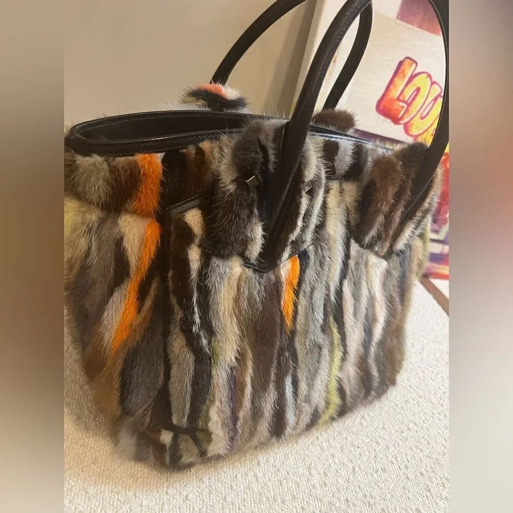 Christian Louboutin mink tie-dye bag - Picture 3 of 16